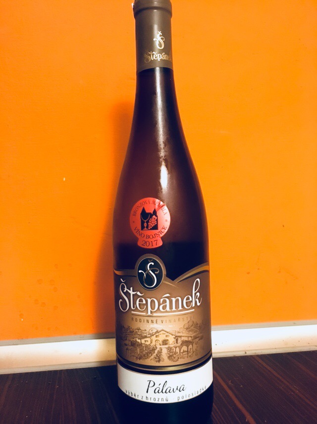 F526F20F-694C-403D-B9BE-BA8D0D0B9D9A