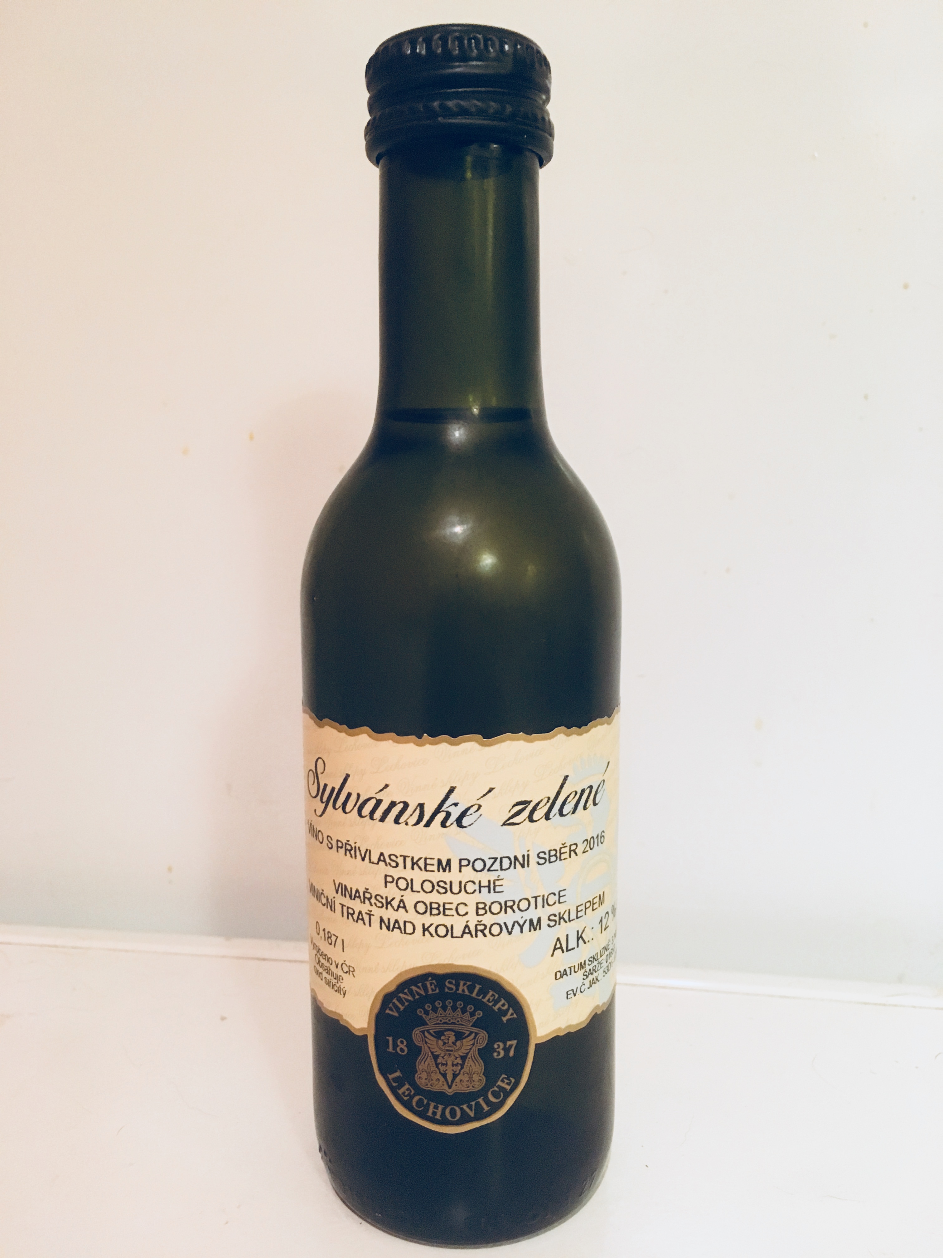 58C0B854-7162-4ED1-8974-C002E869E922